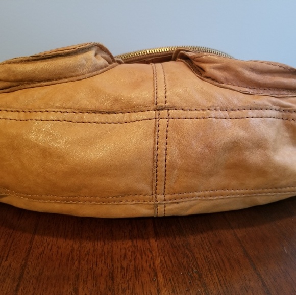 Lucky Brand Italian Leather Shoulder Bag - Picture 8 of 8